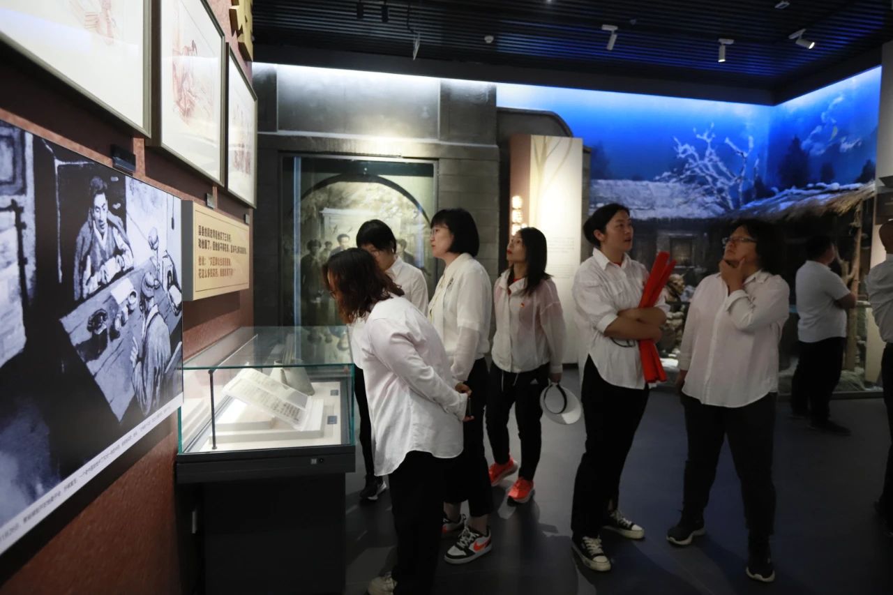 砥砺初心使命，汲取奋进力量丨官方网站入口乳业集团党委组织开展学习“焦裕禄精神”主题党日活动