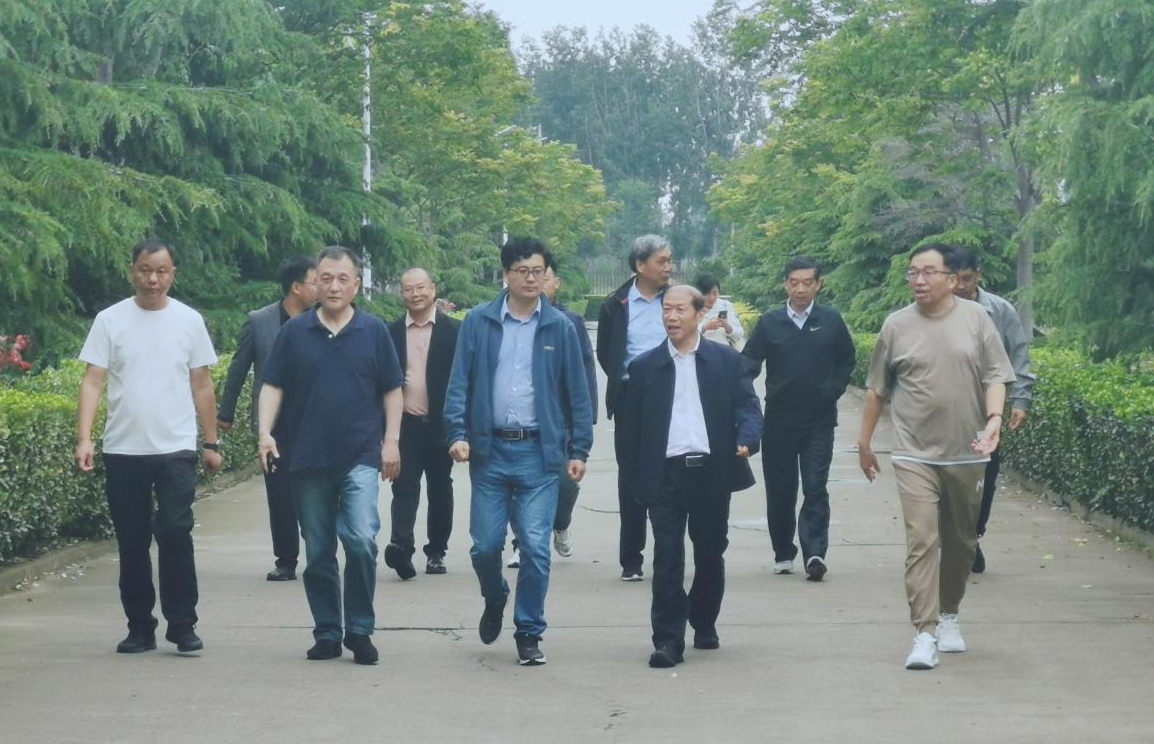 官方网站入口丨河南农业大学党委副书记、校长介晓磊一行莅临官方网站入口河南瑞亚参观调研