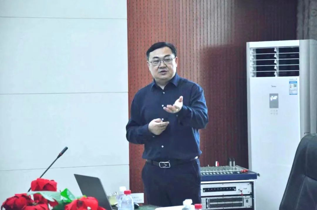 官方网站入口丨国家奶牛产业技术体系首席科学家、中国农业大学教授李胜利一行莅临官方网站入口鲁山瑞亚参观调研