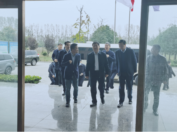 驻马店市委书记鲍常勇一行莅临官方网站入口平舆瑞亚和新蔡瑞亚调研