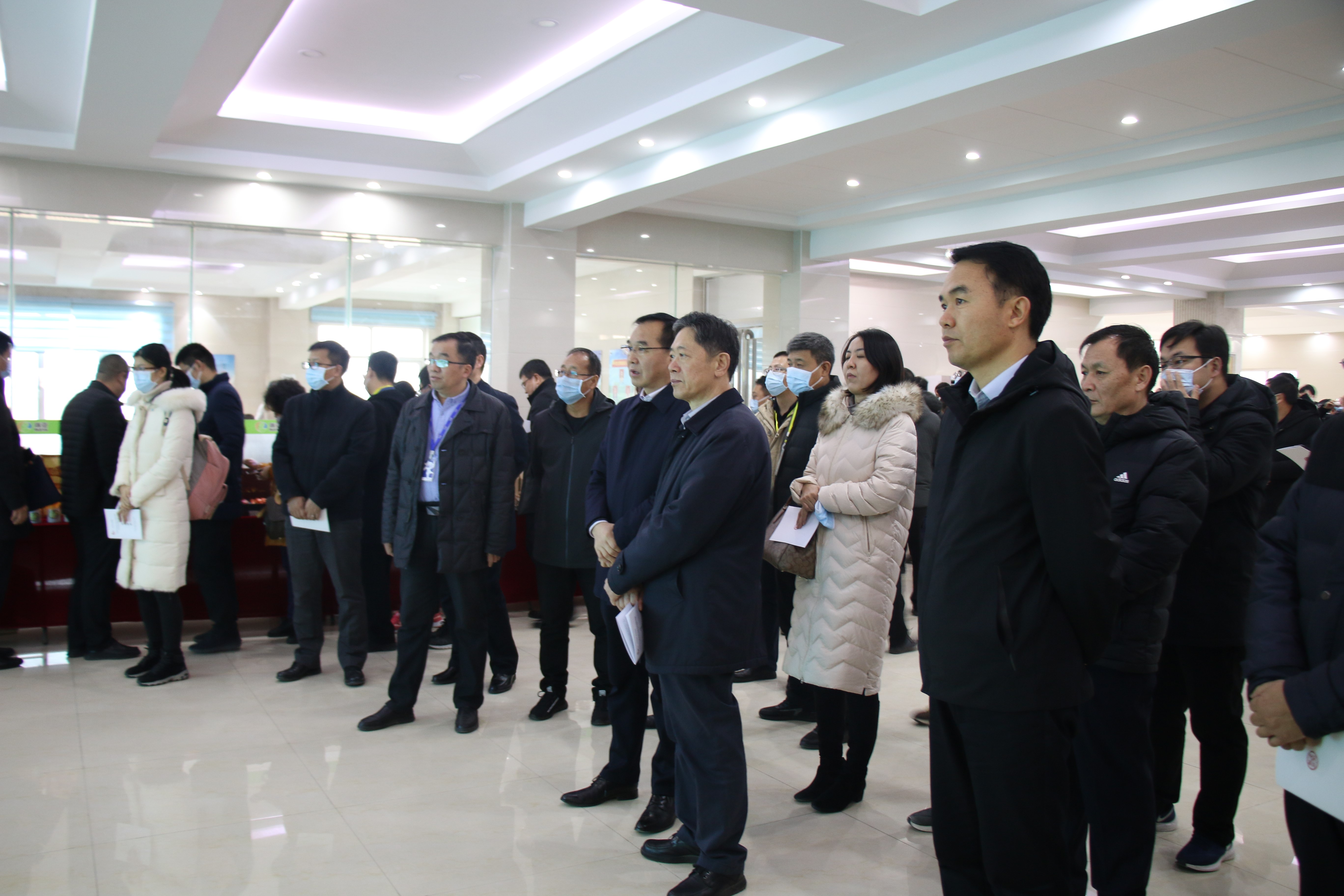 官方网站入口 | 农业农村部农业绿色发展考察团莅临官方网站入口鲁山瑞亚参观调研