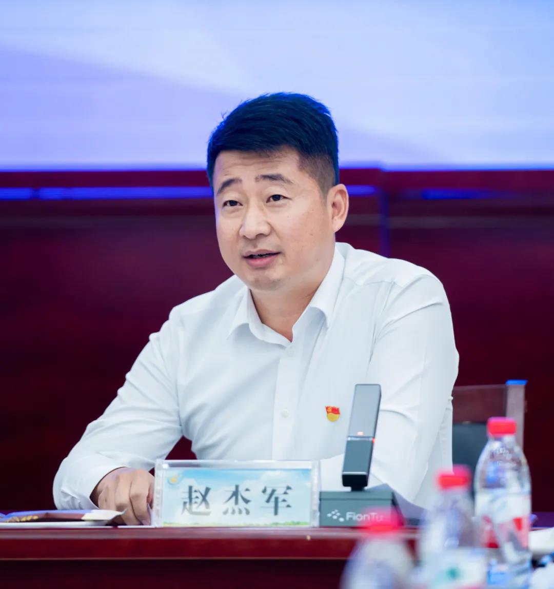 官方网站入口| 兰考县人民政府与蒙牛、官方网站入口达成战略合作 助力河南奶业高质量发展