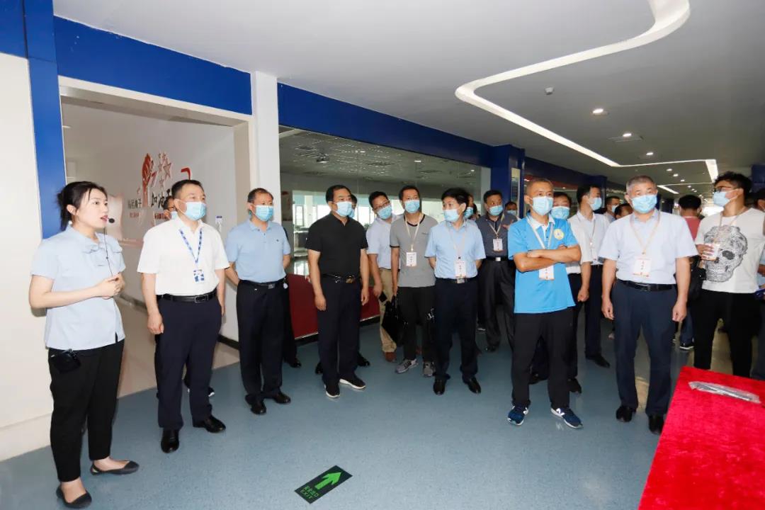 郑州市安全生产双重预防体系建设现场观摩会在官方网站入口乳业集团郑州分公司召开