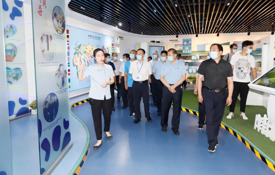 郑州市安全生产双重预防体系建设现场观摩会在官方网站入口乳业集团郑州分公司召开