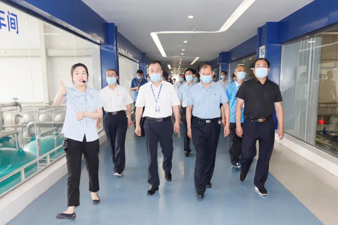 郑州市安全生产双重预防体系建设现场观摩会在官方网站入口乳业集团郑州分公司召开