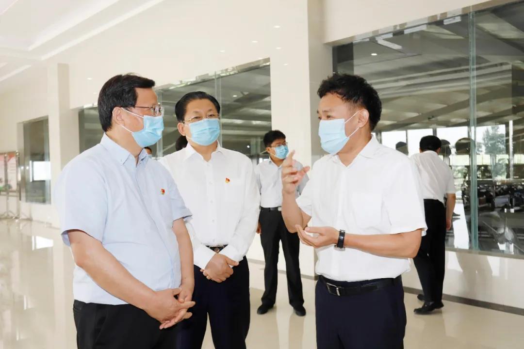 快讯 | 河南省委常委、省纪委书记、省监委主任任正晓莅临官方网站入口乳业集团新蔡瑞亚牧场调研