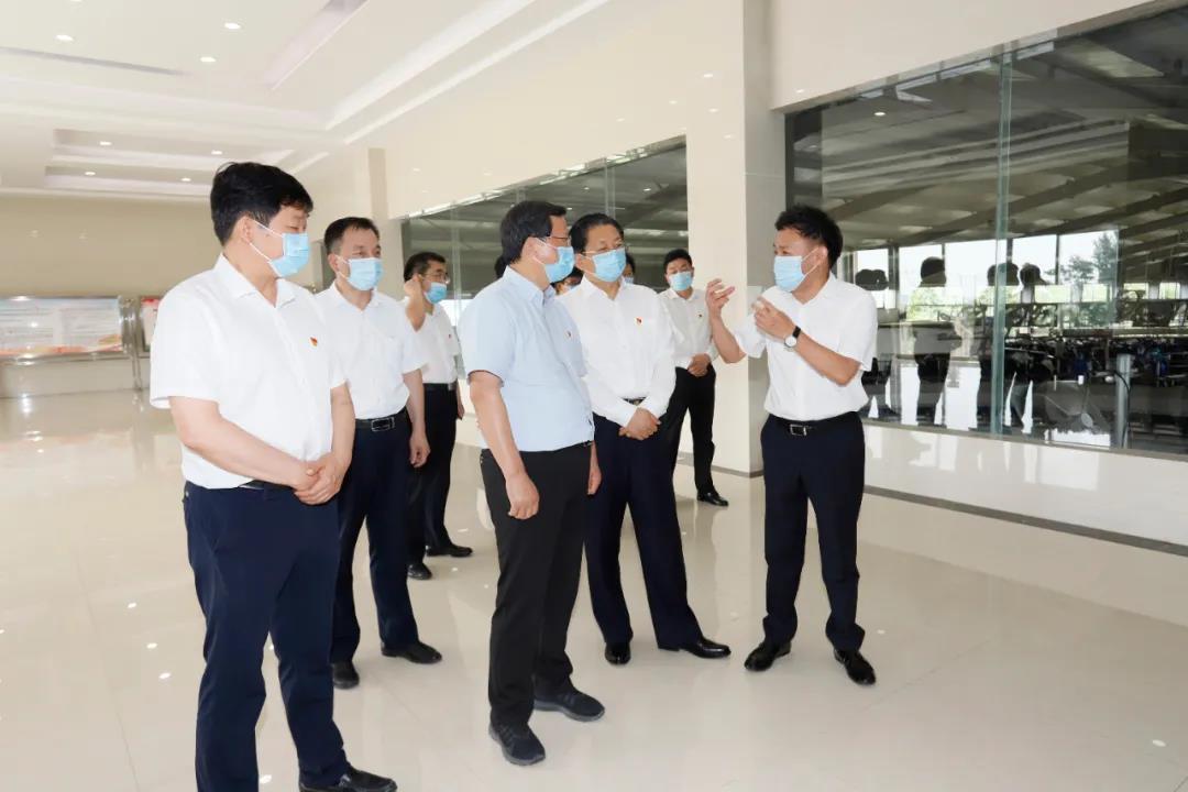 快讯 | 河南省委常委、省纪委书记、省监委主任任正晓莅临官方网站入口乳业集团新蔡瑞亚牧场调研
