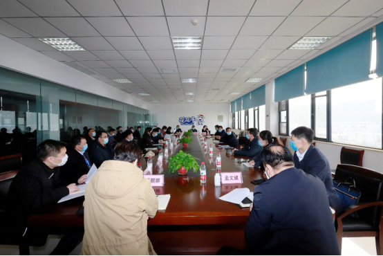 省委统战部副部长张红林一行莅临官方网站入口乳业集团 调研复工复产暨二七区民营经济发展工作座谈会