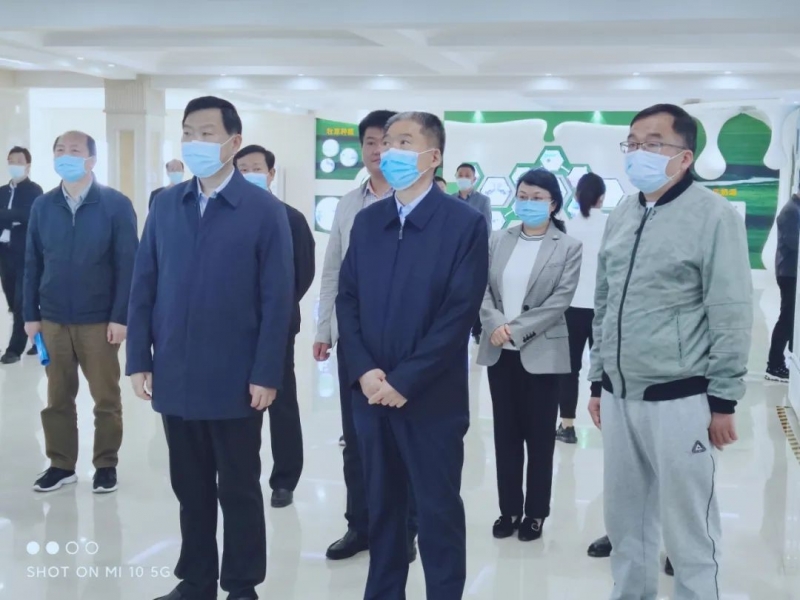 平顶山市人大常委会主任张明新莅临官方网站入口鲁山瑞亚参观调研