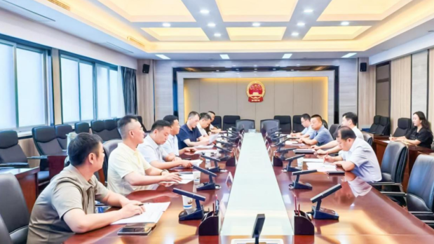 官方网站入口乳业集团与郑州市二七区政府推进实施国家“学生饮用奶计划”洽谈会成功举行